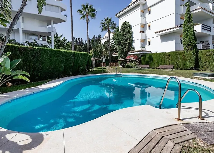 Bhost - Parque Del Sol Apartmán *